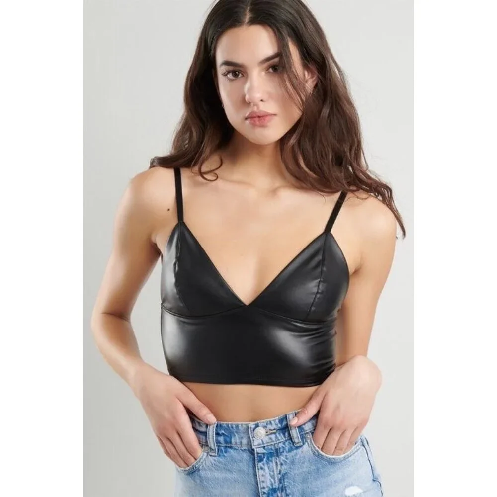 NWOT Shoedazzle Black Soft Vegan Leather Edgy V-Neck Sexy Club Rave EDM Crop Top - Picture 16 of 16